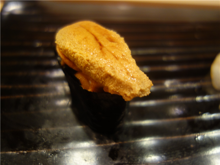 sea urchin sushi